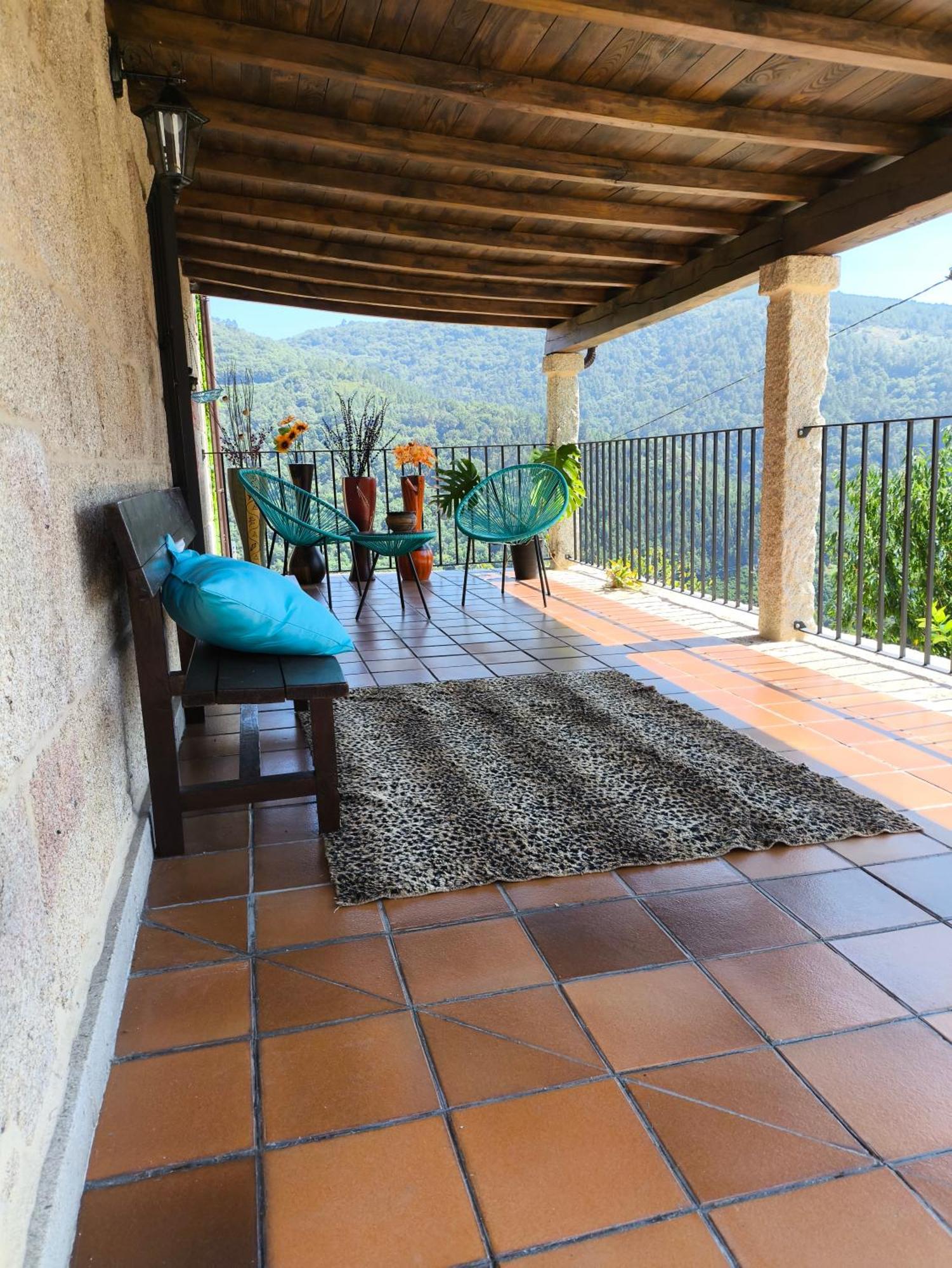 Villa Xiravai-Ribeira Sacra Peares Exterior foto